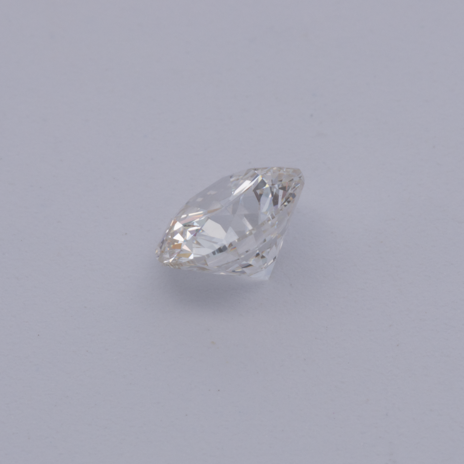 Diamant - getöntes weiß, rund, 4.11x4.11 & 4.14x4.14 mm, 0.26 cts, Nr. D11090