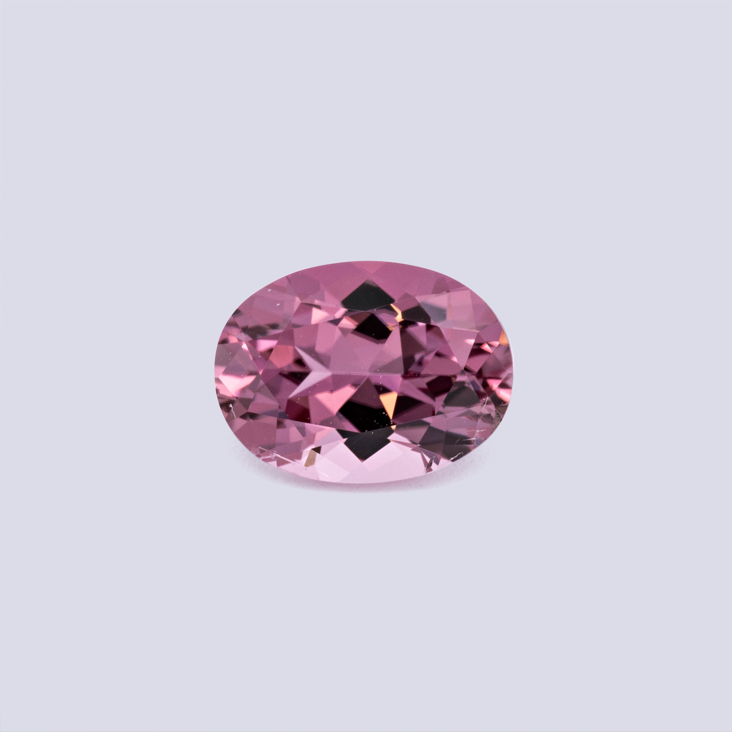 Turmalin - pink, oval, 8x6 mm, 1.16 cts, Nr. TR991178