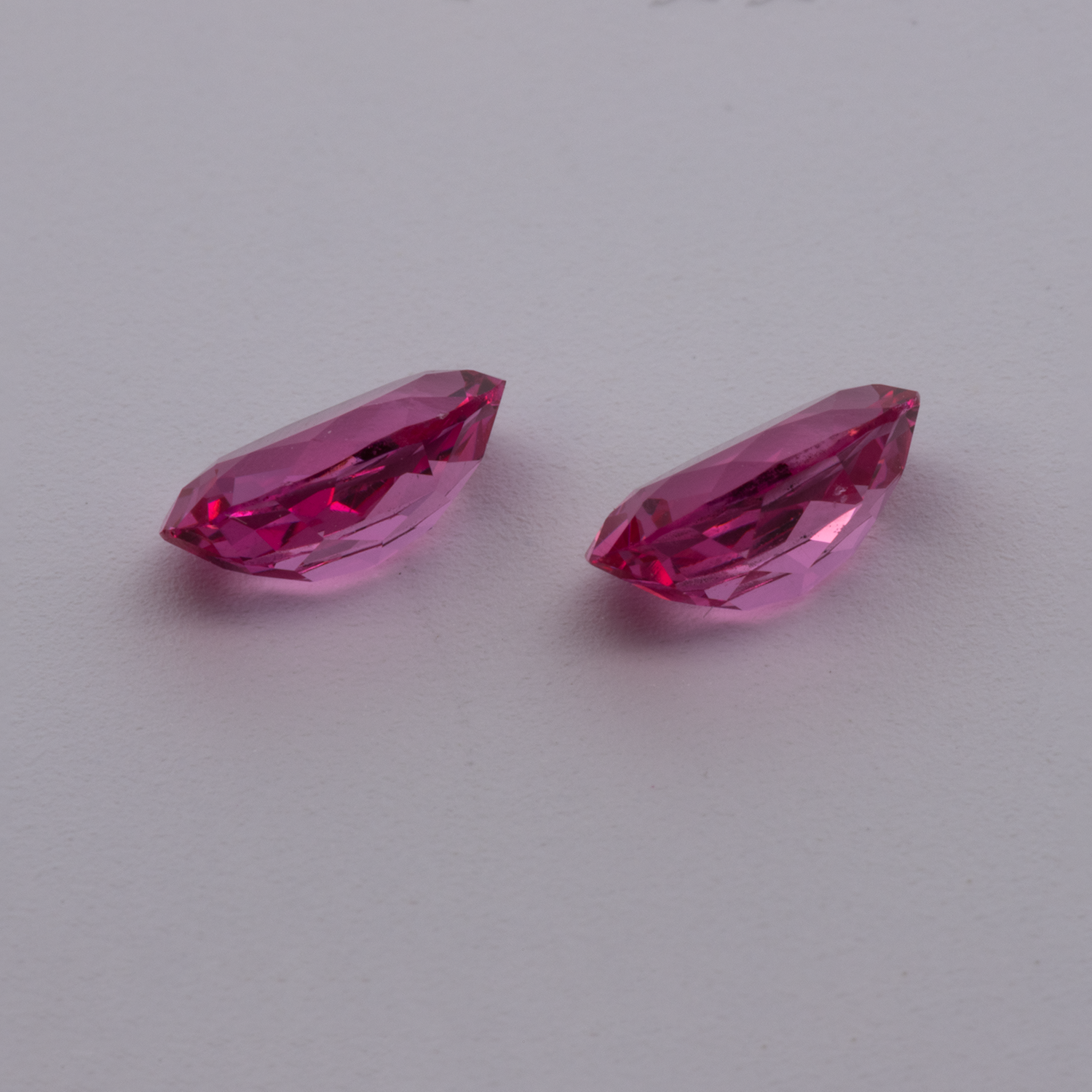 Spinell Paar - pink, oval, 6x4 mm, 0.90 cts, Nr. SP90144