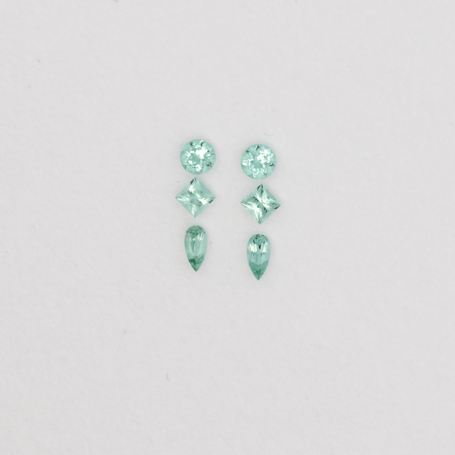 Turmalin im Set - blau & grün, rund & birnform & rechteck, 3.0x3.0 & 2.5x2.5 & 4.0x2.0 mm, 0.51 cts, Nr. SET99087