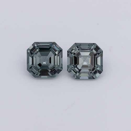 Spinell Paar - grau, asscher, 5x5 mm, 1.3 cts, Nr. SP90101